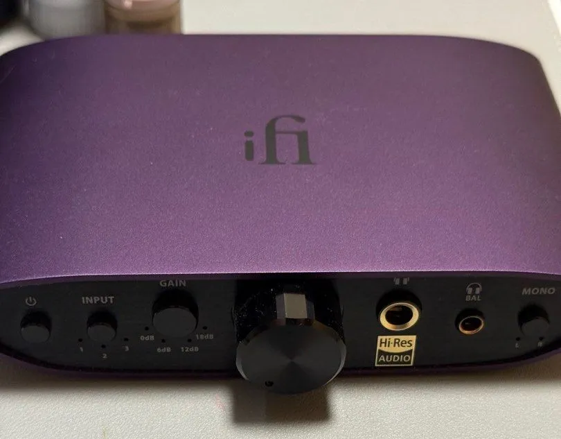 Ifi Zen Can studio balanced headphone amplifier
